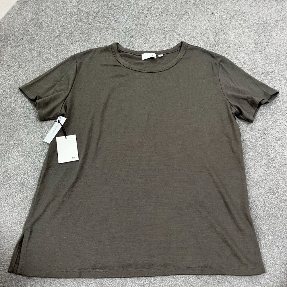Wilfred Free: NWT Short Sleeve Casual Top